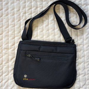 Sherpani Zoom Crossbody Bag